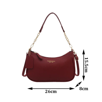 Chérie Cerise Hobo
