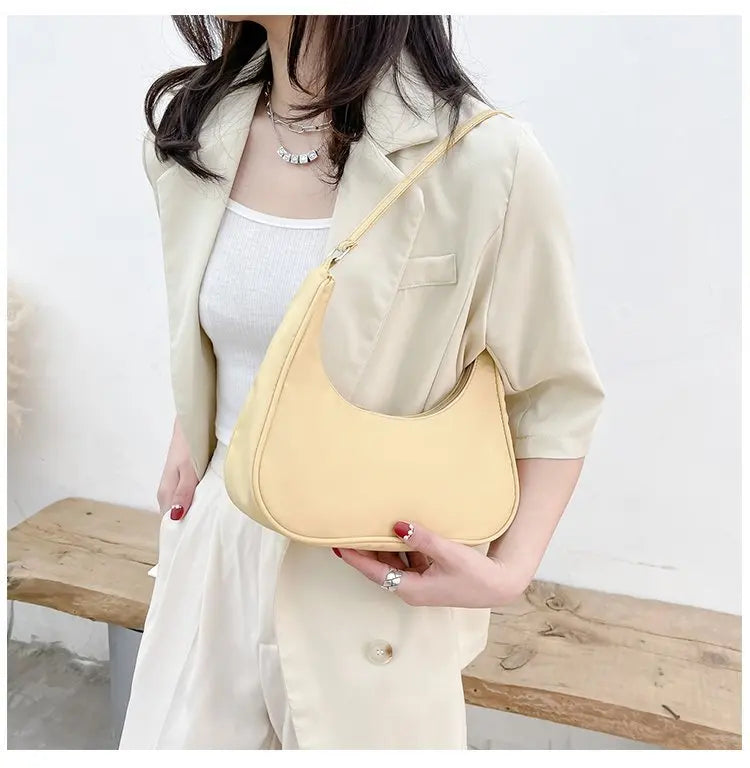 VALENTINA SLEEK TOTE