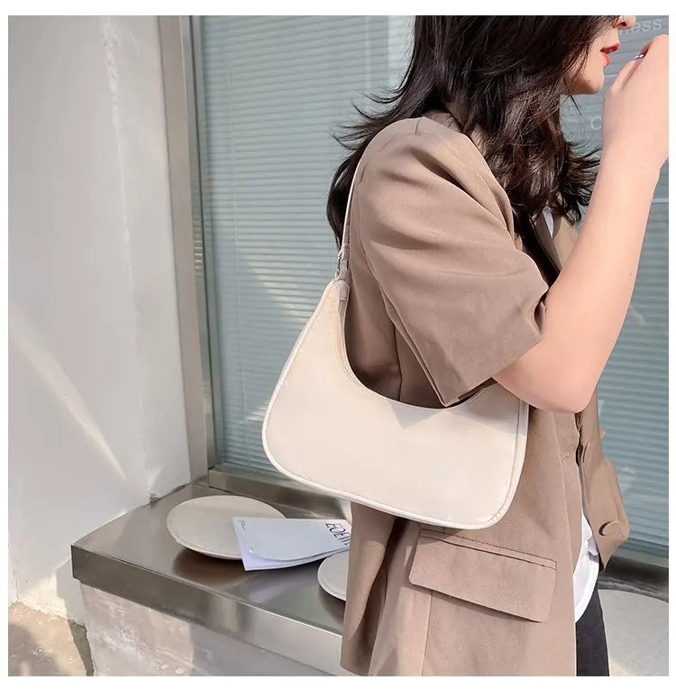 VALENTINA SLEEK TOTE