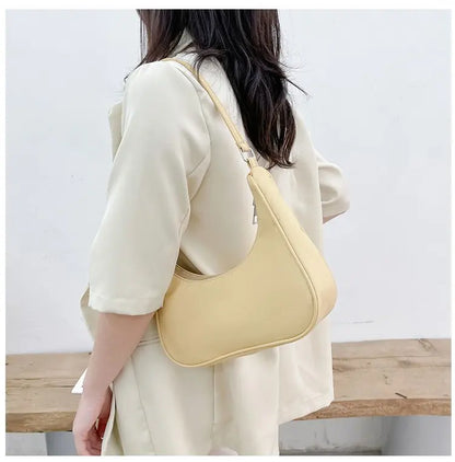 VALENTINA SLEEK TOTE