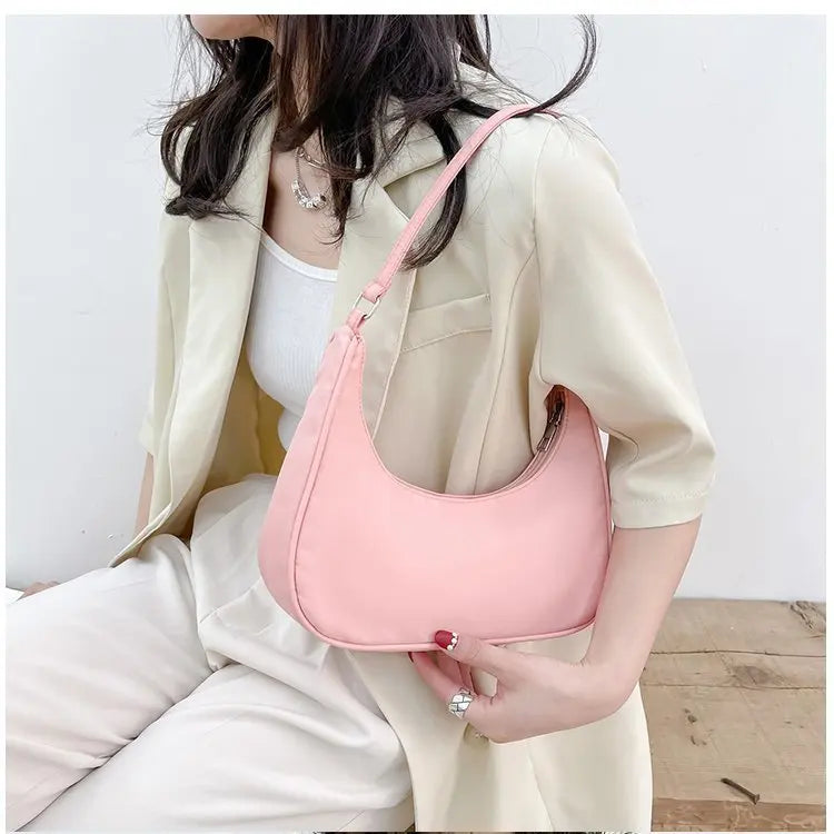 VALENTINA SLEEK TOTE